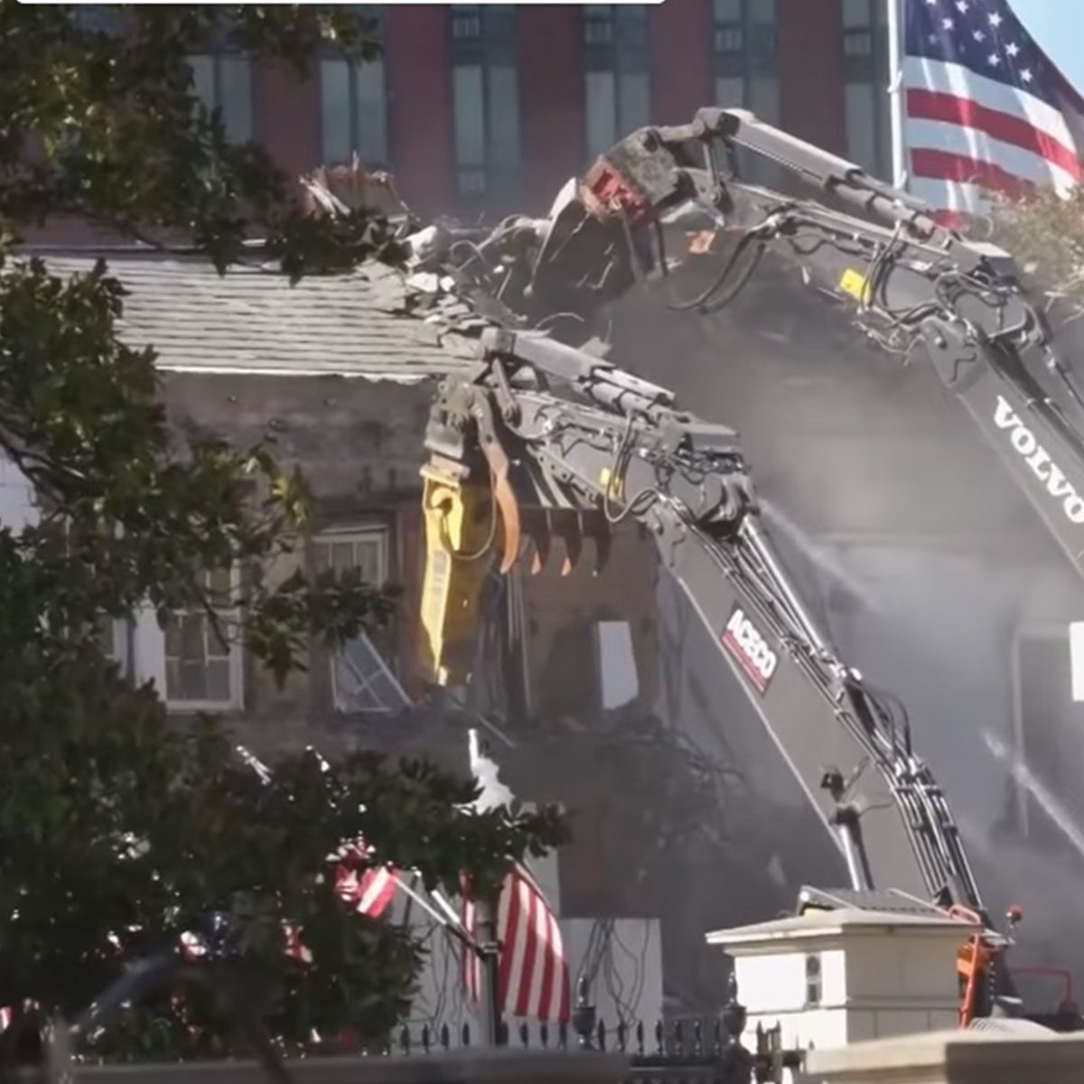 20251031-Story-1200-1200-Abriss Webdesign